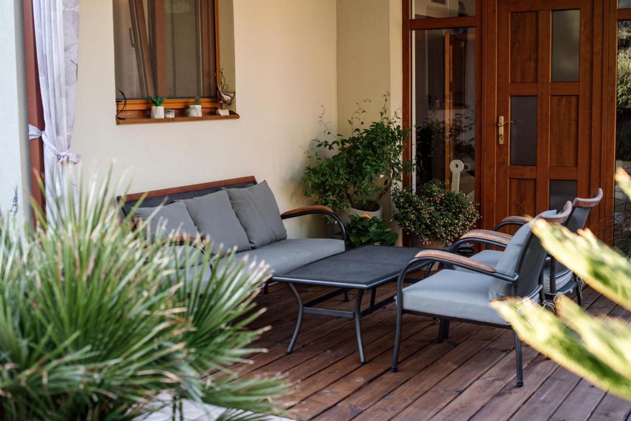 Csendeskert Wellness - Garden, Grill, Chill Appartamento *