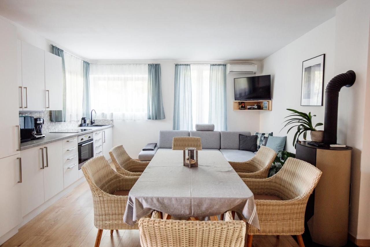Csendeskert Wellness - Garden, Grill, Chill Appartamento Balatonalmádi