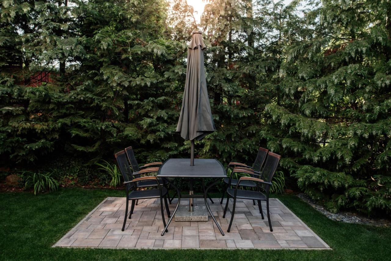 Csendeskert Wellness - Garden, Grill, Chill *